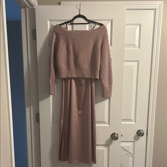 Pink Off-Shoulder Sweater Dress - Picture 2 of 4